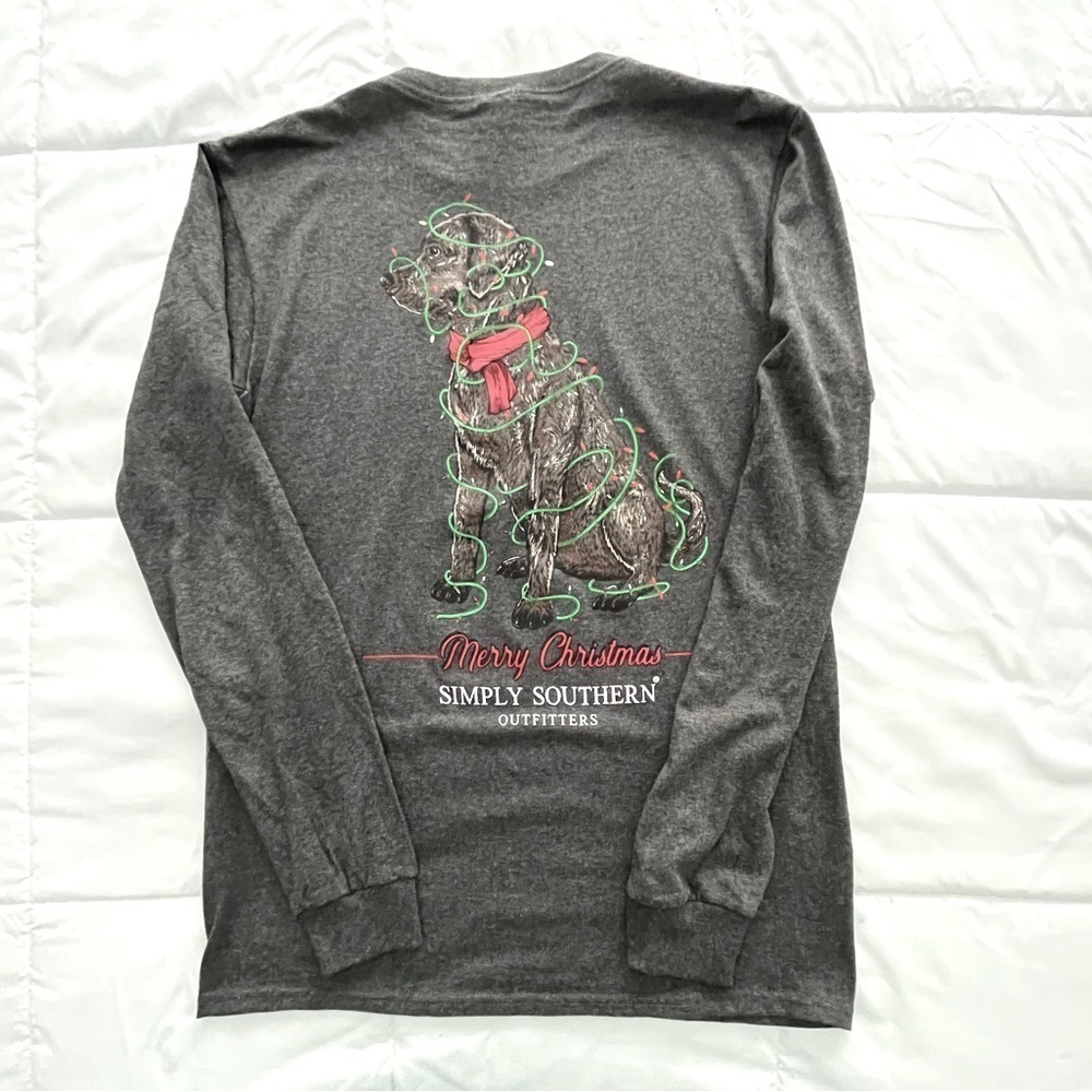 Simply Southern “Merry Christmas” dog with lights. Size Small